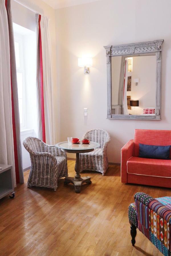 Acropolis Townhouseco Suites Athen Eksteriør billede