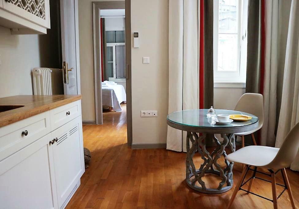 Acropolis Townhouseco Suites Athen Eksteriør billede